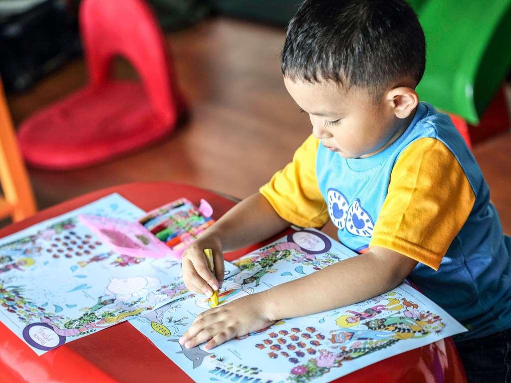 Novotel Jakarta Gajah Mada Servicios foto